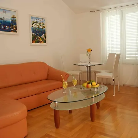 Antonela Apartment